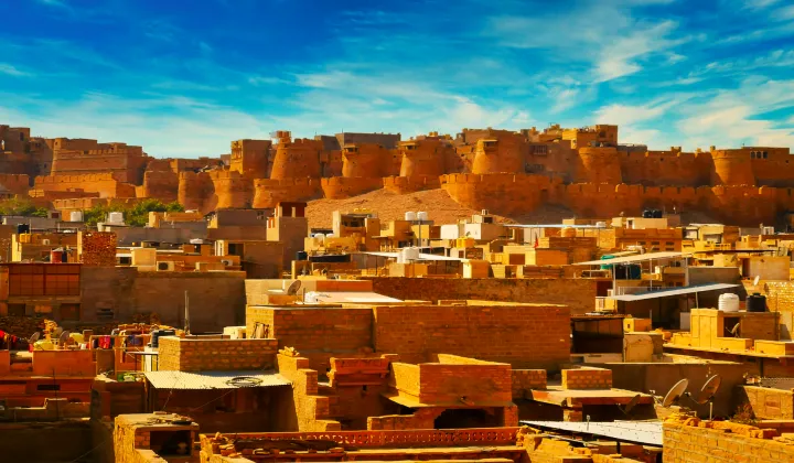 Jaisalmer Ciudad Dorada fuerte de piedra arenisca dorada Rajastán — TTI Tours tour desierto
