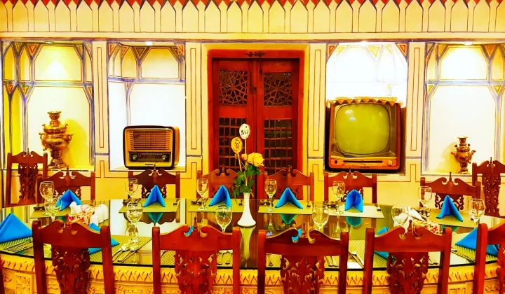 Cena de lujo en entorno heritage Rajastán India — experiencia gastronómica tour lujo Triángulo Dorado TTI Tours