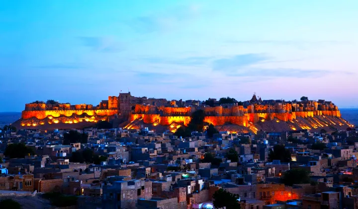 Jaisalmer Fort at sunset — Best Rajasthan Itinerary Golden Triangle desert route