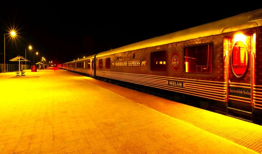 Heritage of India – Maharajas Express & Himalayan Toy Train Adventure